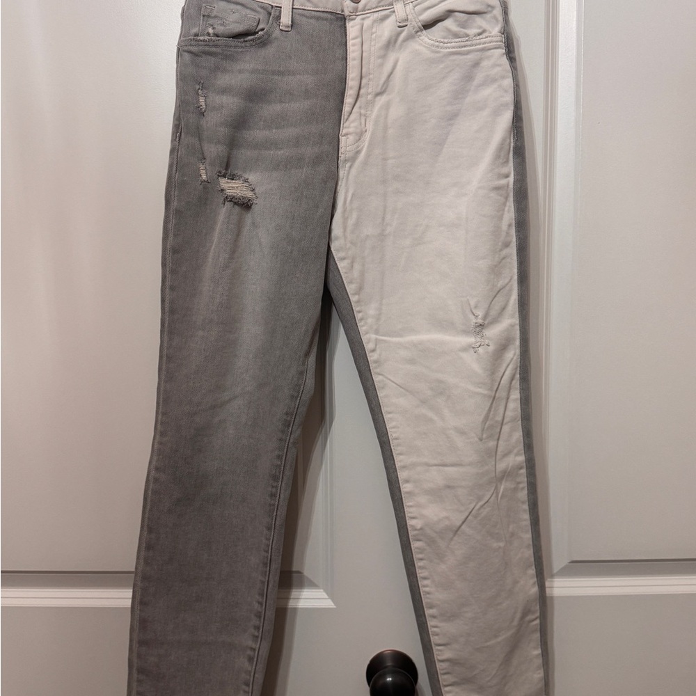 Flying Monkey Two-Tone Gray and White Women’s Jeans. Size 26.
